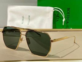 Picture of Bottega Veneta Sunglasses _SKUfw43944004fw